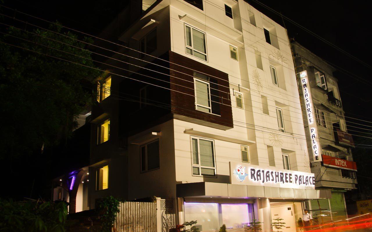 Hotel Rajashree Palace シリグリ エクステリア 写真