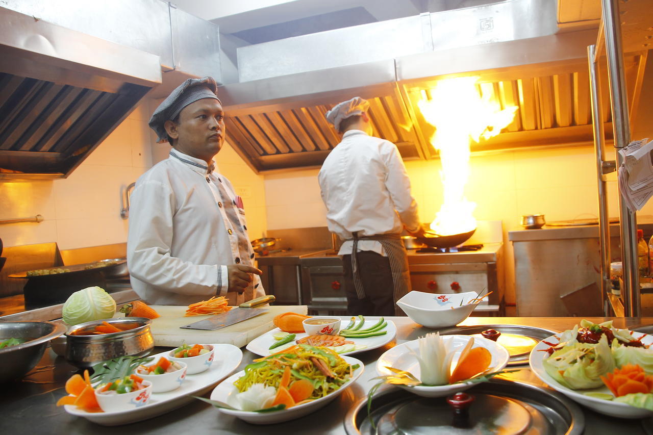 Hotel Rajashree Palace シリグリ エクステリア 写真